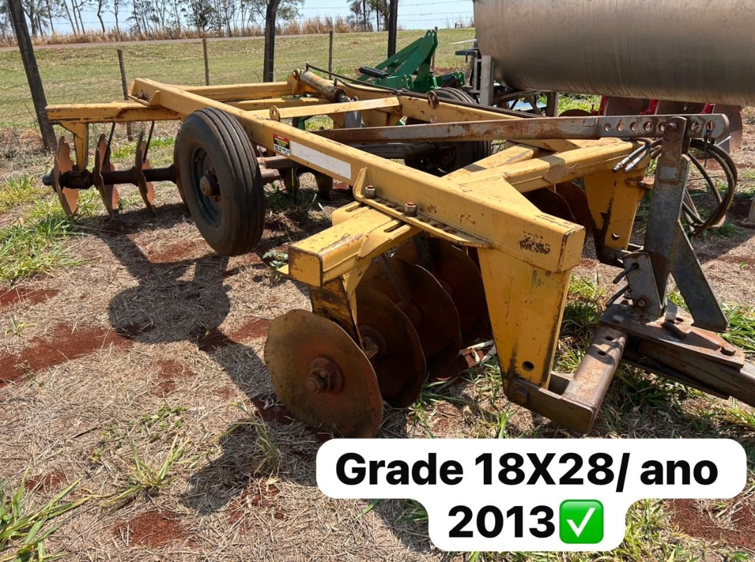 Grade Aradora 18x28 - 1